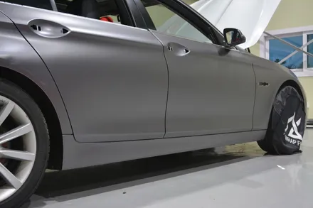 [나이퍼스] bmw 528i 사틴다크그레이 3m ax필름 유광카본 사이드미러,손잡이 시흥랩핑/인천랩핑/서울랩핑/안산랩핑/광명랩핑/화성랩핑 / 시흥시 월곶동