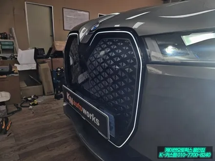 스포티한 감성 BMW iX 그릴 튜닝 순정 아이코닉 글로우 LED 조명 시공 후기 / 용인 농서동