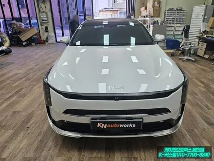 소중한 내 차를 위한 스마트한 선택 더뉴K8 블랙에디션 엠블럼, 에스키플러스 근접도어 장착 / 용인 농서동