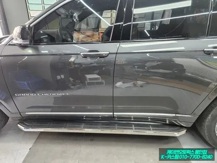 지프 그랜드 체로키 SUV 필수템 고정식 사이드스텝 보조발판 설치 시공기 / 용인,동탄,수원,광교