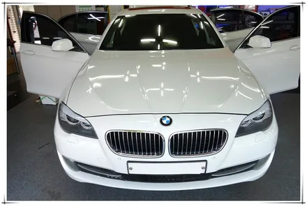 F10 BMW 5시리즈 - 앰비언트 라이트, 하이패스, 보조배터리