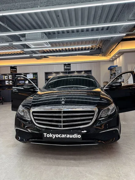 W213 벤츠 E 클래스 실내 튜닝 - 송풍구, 4D 부메스터, 스피커 그릴 앰비언트