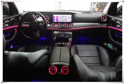 벤츠 E 클래스 E220d  앰비언트 라이트 호환 송풍구