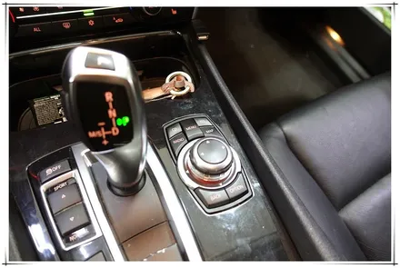 BMW 5GT - T맵 사용을 위한 안드로이드 오토