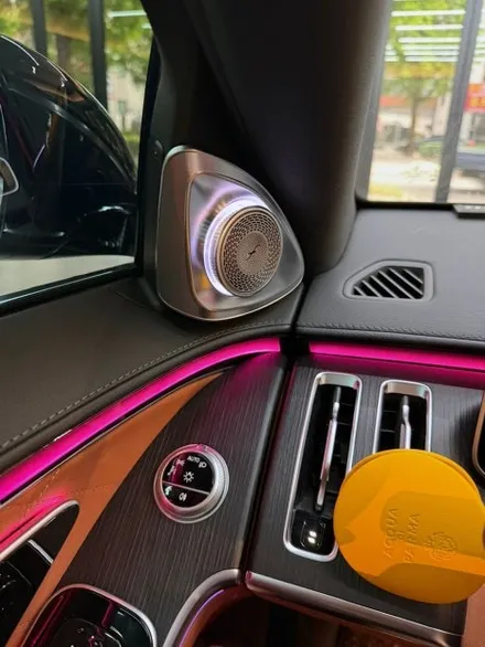 W223 벤츠 S400d  액티브 앰비언트 라이트와 4d부메스터