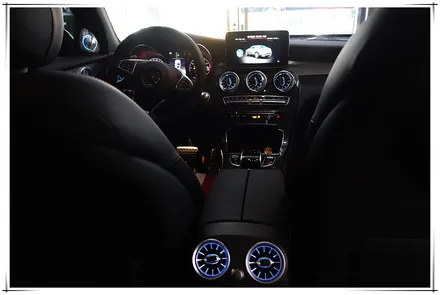 벤츠 GLC 43AMG 쿠페 - 앰비언트 송풍구와 3D부메스터 전동 트위터