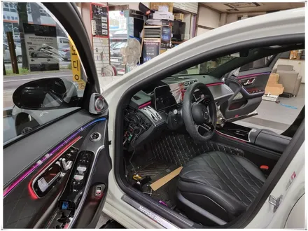 W223 벤츠 S 클래스 S450 - 실내 앰비언트 라이트