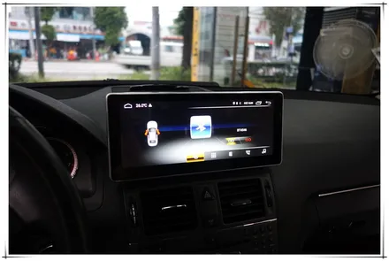 2010년형 C 클래스 C200 - 안드로이드 모니터 일체형