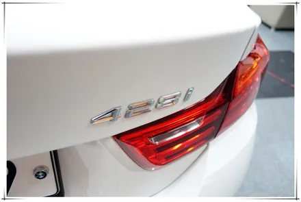 BMW 428i - 전면 엠비언트 라이트 시공