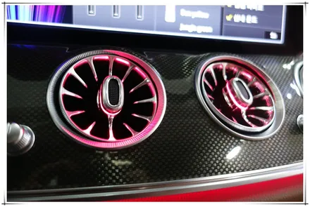 W213 벤츠 E 클래스 앰비언트 송풍구와 3D부메스터 전동 스피커