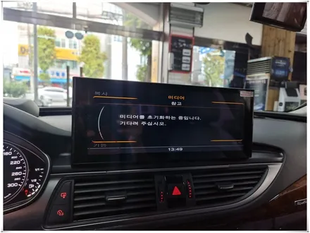 아우디 A7 12.3인치 안드로이드 모니터 설치