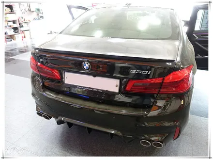 BMW 530i  안드로이드 리어 모니터 설치 - 12.5인치 노바 Z9