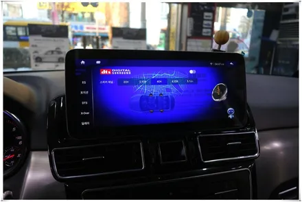 17년형 벤츠 GLE 350d - 12.3 인치 안드로이드 모니터