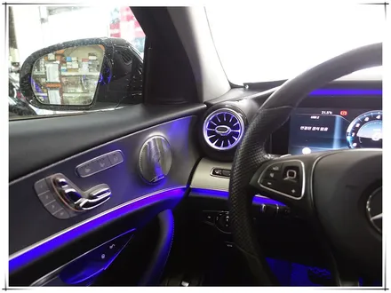 벤츠 E클래스 E300 튜닝 - 망설이지 말고 송풍구 GO GO