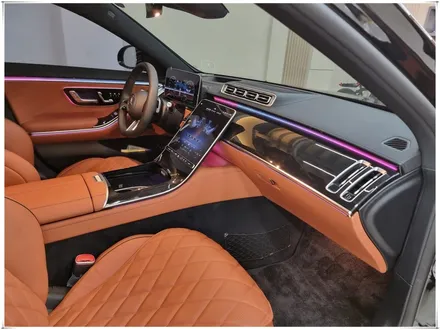 W223 벤츠 S 클래스 액티브 앰비언트, 천장 부메스터