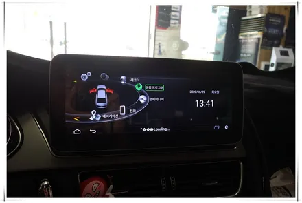 아우디 a4 10.25 안드로이드 모니터 설치
