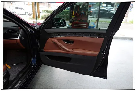 BMW 520d - 가변 앰비언트 라이트 시공