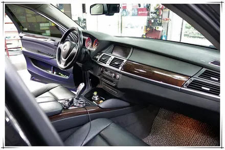 E71 BMW X6 - 안드로이드 10.25 모니터 장착