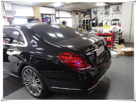 W222 벤츠 S 클래스 마이바흐 7가지 색상의 송풍구 앰비언트 라이트