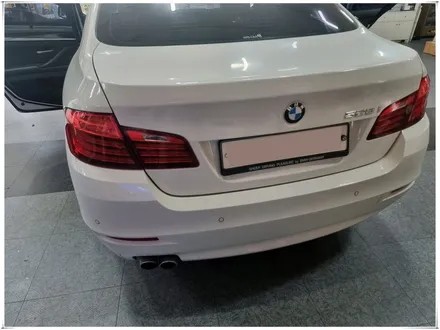 F10 BMW 528i - M 핸들, 12.3인치 안드로이드 모니터