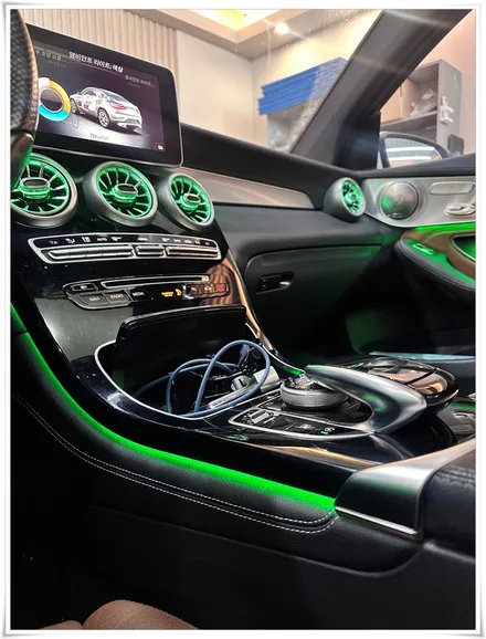 X253 벤츠 GLC 220d  64컬러 앰비언트, 송풍구 튜닝