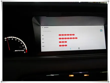 벤츠 CL63AMG 안드로이드 10.25 모니터 시공