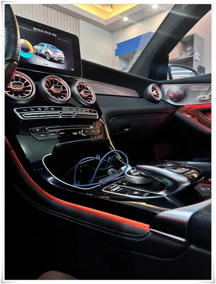 X253 벤츠 GLC 220d  64컬러 앰비언트, 송풍구 튜닝