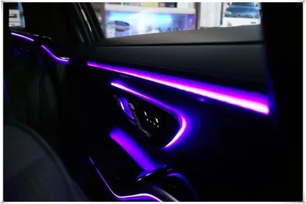 W223 벤츠 S 클래스 - 액티브 앰비언트 라이트와 4D 부메스터 전동 스피커