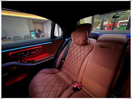 W223 벤츠 S 클래스 액티브 앰비언트, 천장 부메스터