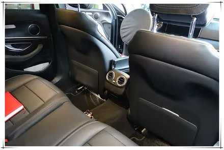 벤츠 E 클래스 E220d  앰비언트 라이트 호환 송풍구
