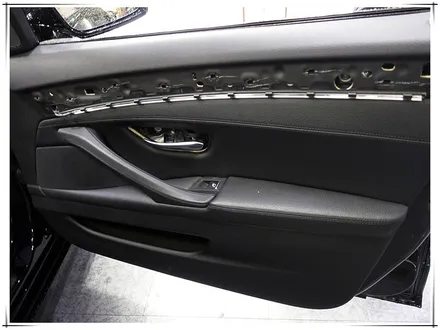 F10 BMW 5시리즈 - 순정 앰비언트 라이트 칩 LED 교체