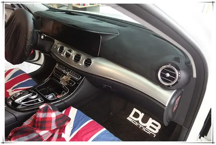 벤츠 E 클래스 E350d - 3d 부메스터 전동 스피커와 송풍구 앰비언트