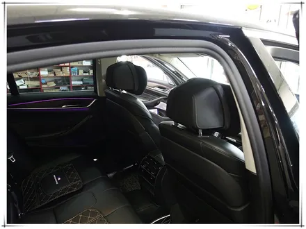 BMW 530i  안드로이드 리어 모니터 설치 - 12.5인치 노바 Z9