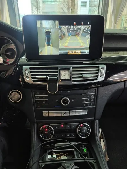 W218 벤츠 CLS 250d 12.3인치 안드로이드 모니터 설치