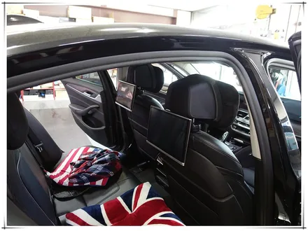 BMW 530i  안드로이드 리어 모니터 설치 - 12.5인치 노바 Z9