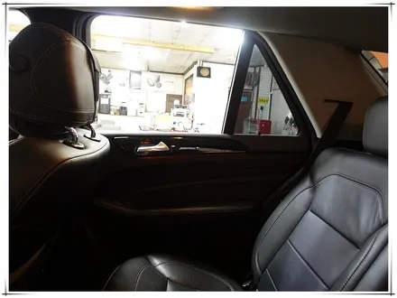 13년식 벤츠 ML350 앰비언트 라이트 - 블루투스 타입