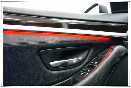 F10 BMW 5시리즈 - 앰비언트 라이트, 하이패스, 보조배터리