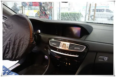 벤츠 CL63AMG - 10.25인치 와이드 안드로이드 모니터 설치
