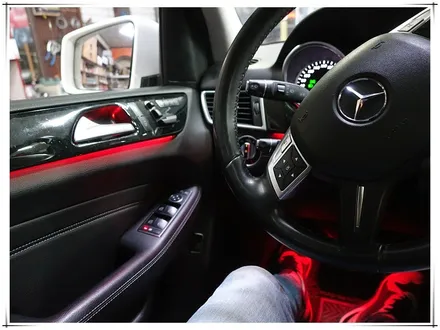 13년식 벤츠 ML350 앰비언트 라이트 - 블루투스 타입