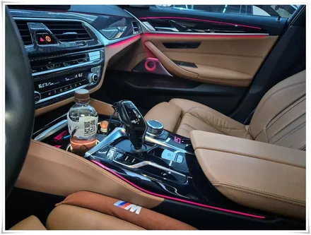 G30 BMW 530i  - 센터 콘솔 앰비언트 라이트 일체형