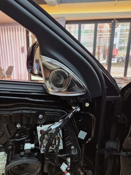W223 벤츠 S450 4d 부메스터 스피커와 액티브 앰비언트 라이트