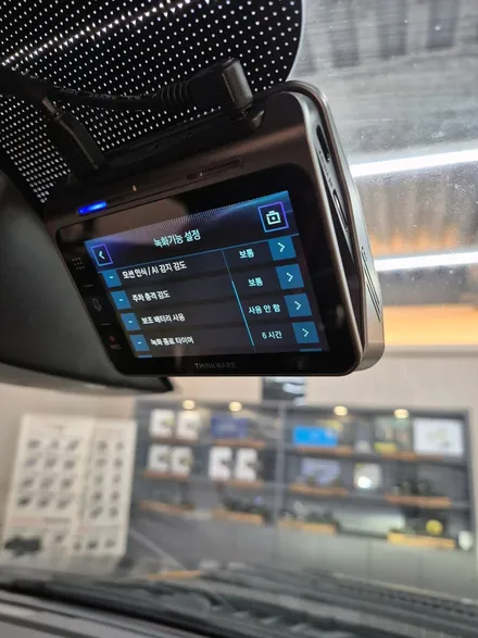 포드 F150 랩터 - 아이나비 QXD2 블랙박스와 하이패스