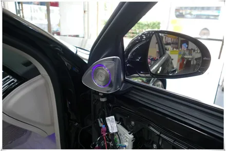 W223 벤츠 S580 - 정품 4D부메스터와 액티브 앰비언트 라이트