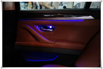 BMW 520D 가변 앰비언트 라이트 - 빅 히트 아이템