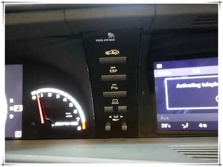 벤츠 CL63AMG 안드로이드 10.25 모니터 시공