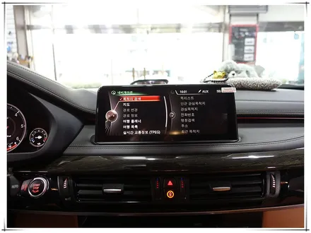 F16 BMW X6M50d - 10.25 안드로이드 내비게이션 설치