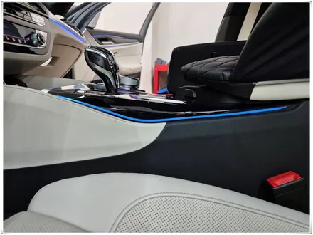 bmw 액세서리 550i 센터 콘솔 엠비언트로 실내 인테리어 업그레이드 광주엠비언트 최고급 퀄리티