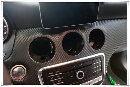 벤츠 A45 AMG - 앰비언트 송풍구 장착으로 화사한 실내 분위기