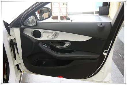 벤츠 W205 C 클래스 - 64색 앰비언트, 송풍구, 부메스터, 카플레이등