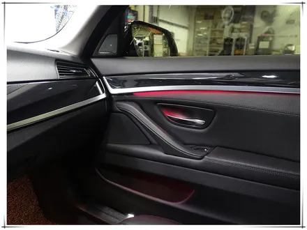 F10 BMW 5시리즈 - 순정 앰비언트 라이트 칩 LED 교체